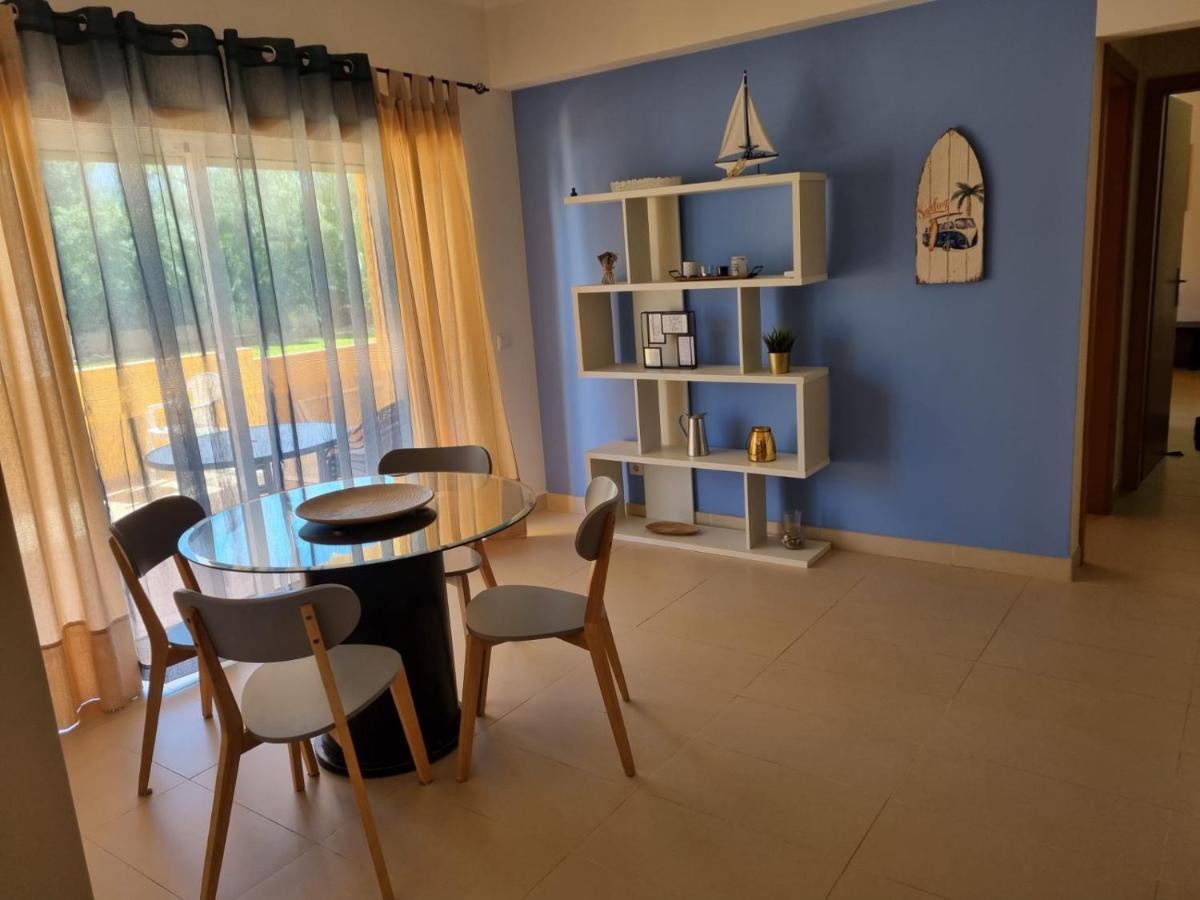 Marinho - 2 Bedroom 2 Bathroom Ground Floor Apartment With Communal Pool And Gardens Conceicao  Ngoại thất bức ảnh