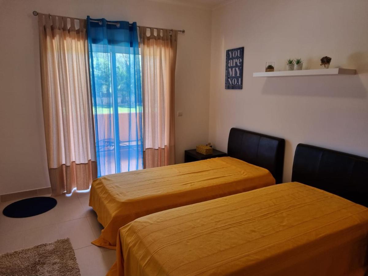 Marinho - 2 Bedroom 2 Bathroom Ground Floor Apartment With Communal Pool And Gardens Conceicao  Ngoại thất bức ảnh